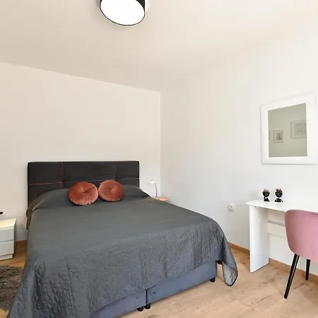 Fuer 4 Personen Ca 48 Qm In Rabac, Istrien Bucht Von Apartment *