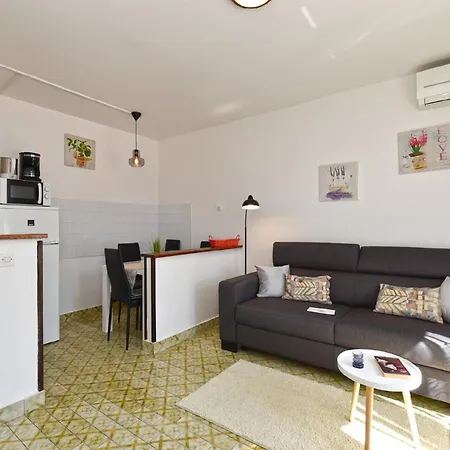 Fuer 4 Personen Ca 48 Qm In Rabac, Istrien Bucht Von Rabac